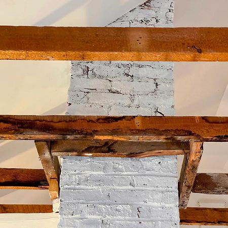 An Authentic, Rustic Luxurious Little Single Family Home In Old Town. All Yours. Марбълхед Екстериор снимка